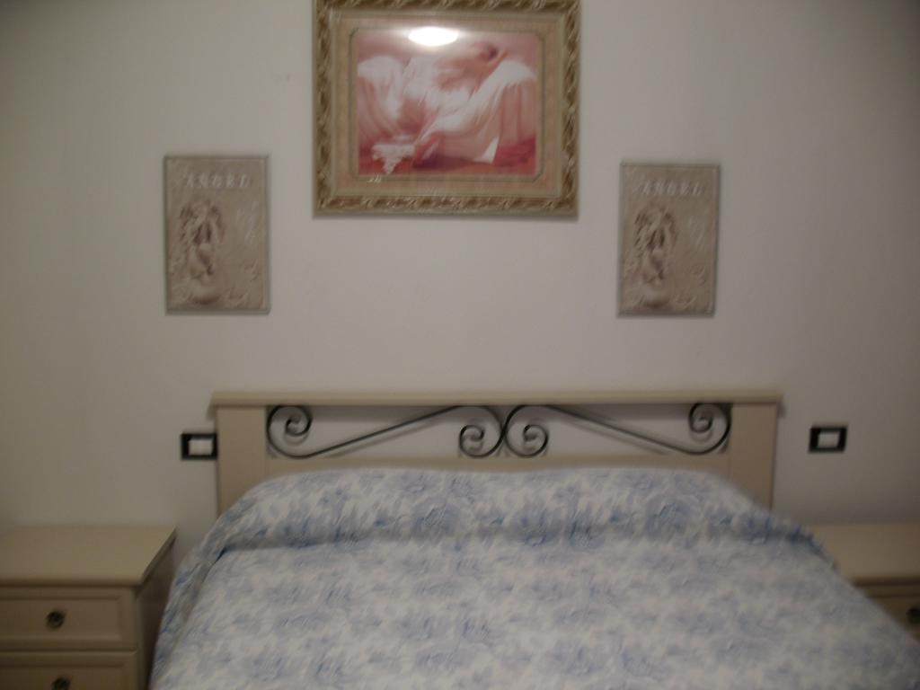 Casa Vacanze L'Agrifoglio Bed & Breakfast Magliolo Exterior foto